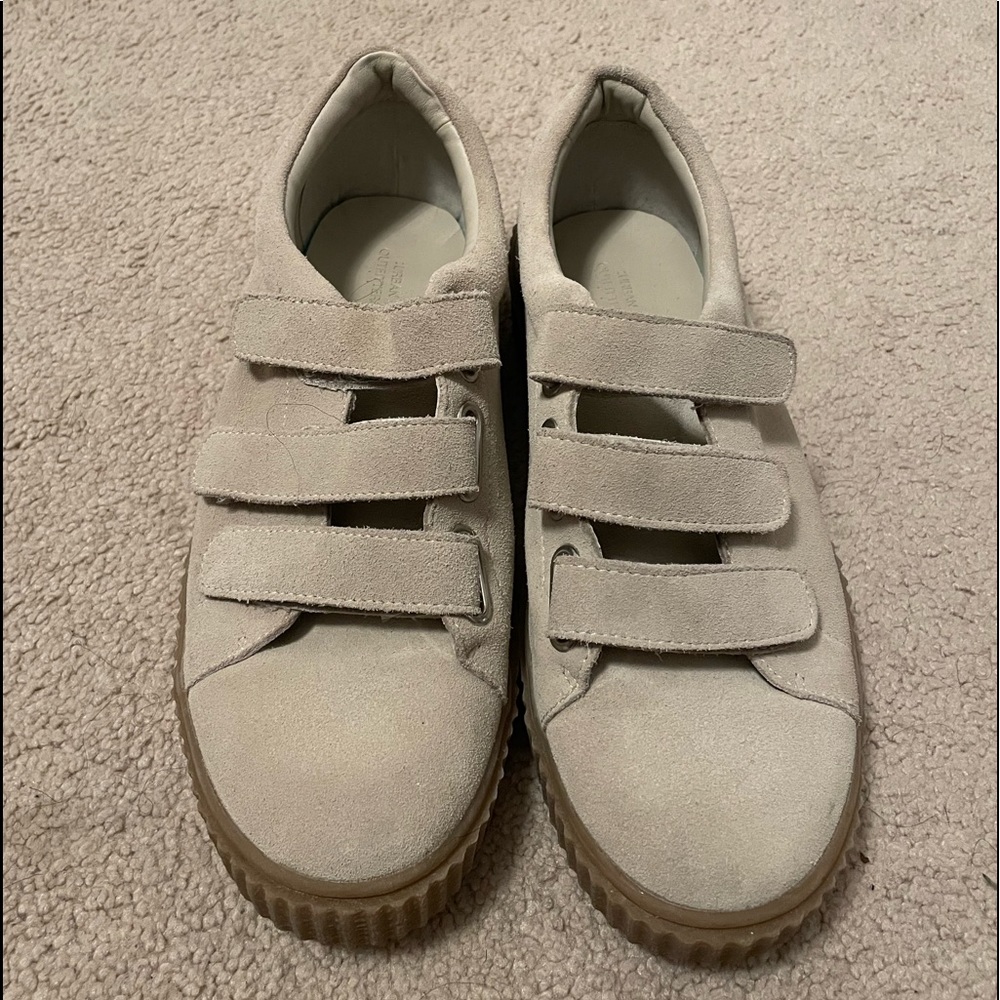 Urban Outfitters Hollie Suede Creepers